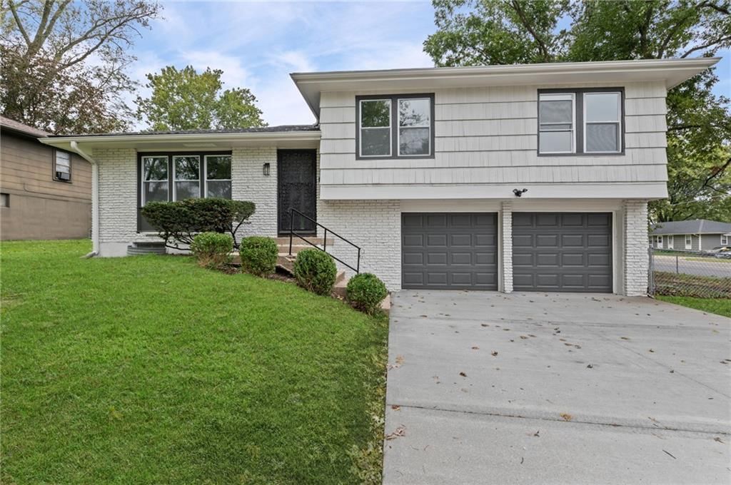 8108 E 92nd Terrace, Kansas City, MO