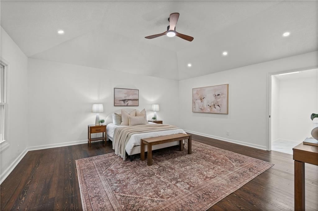 Photo 15 of 38 - 8108 E 92nd Terrace, Kansas City, MO 64138