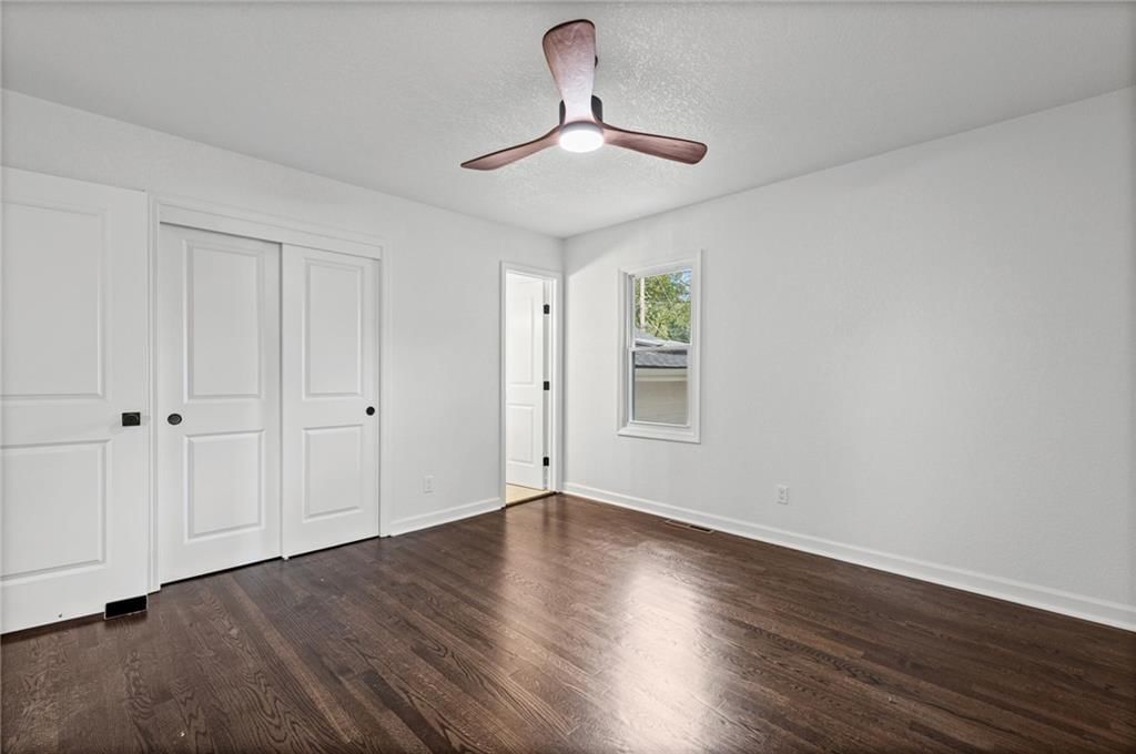 Photo 23 of 38 - 8108 E 92nd Terrace, Kansas City, MO 64138