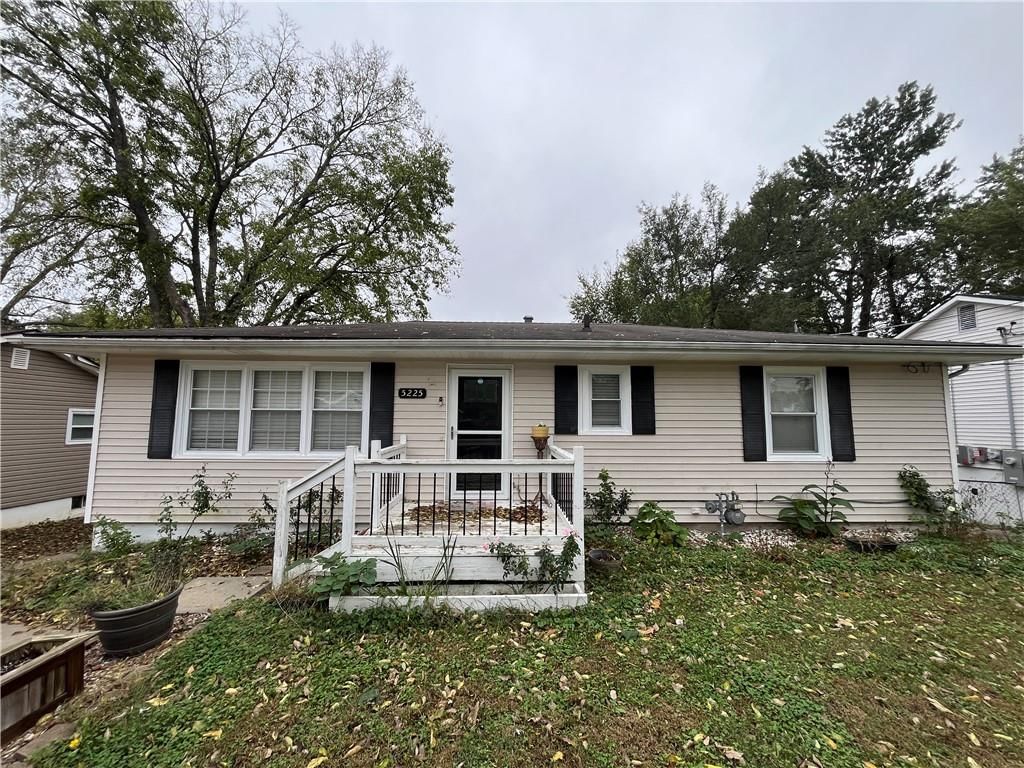 5225 NE 62nd Street, Kansas City, MO