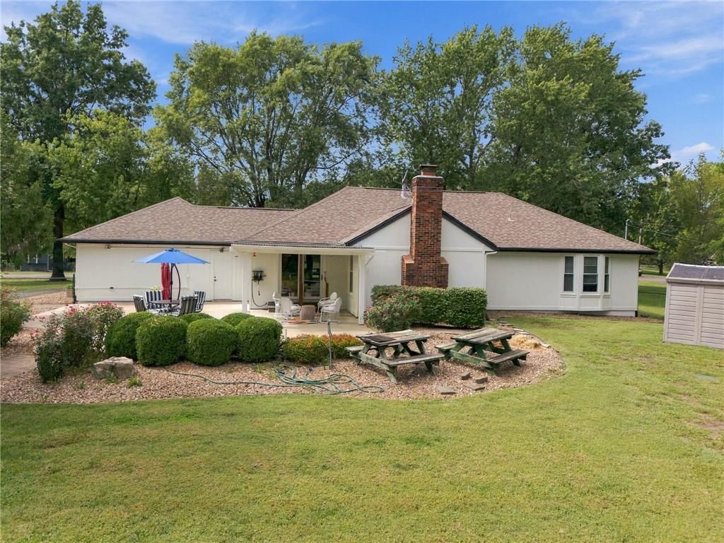 Photo 38 of 69 - 19475 Hardy Street, Overland Park, KS 66085
