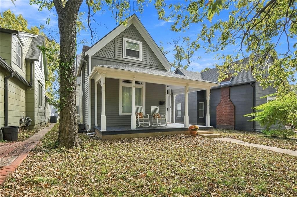 4121 Oak Street, Kansas City, MO: listing photo 3