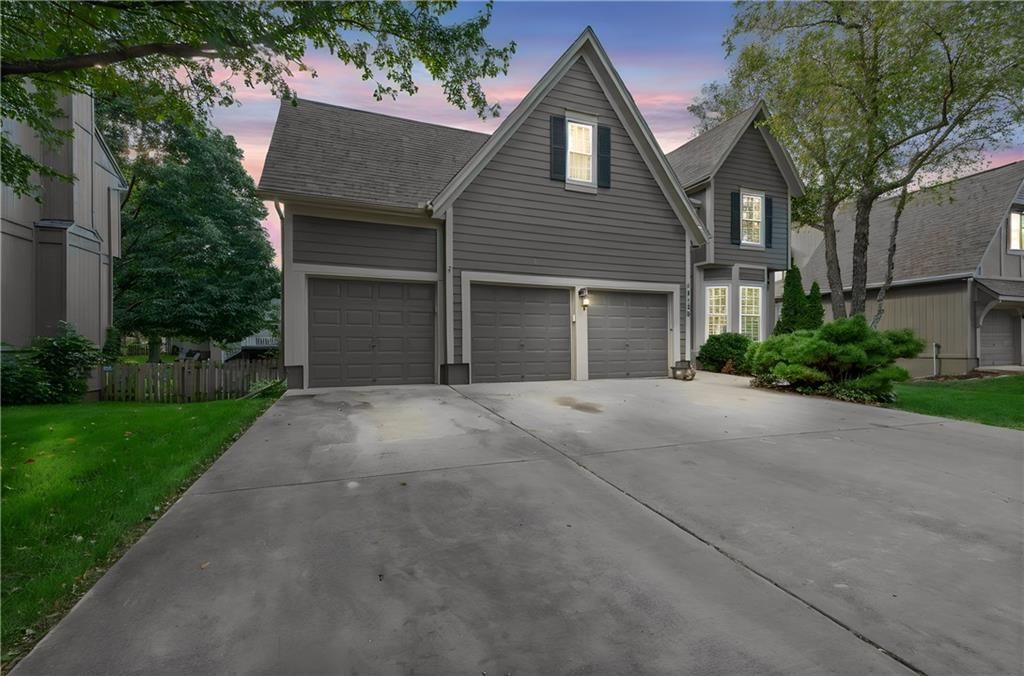 12738 King Street, Overland Park, KS