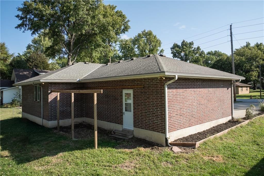 Photo 44 of 51 - 116 Sibley Street, Buckner, MO 64016