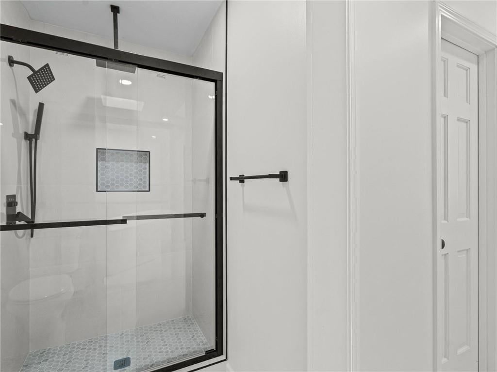 Photo 28: frameless glass shower, 8206 Alden Street, Lenexa, KS 66215