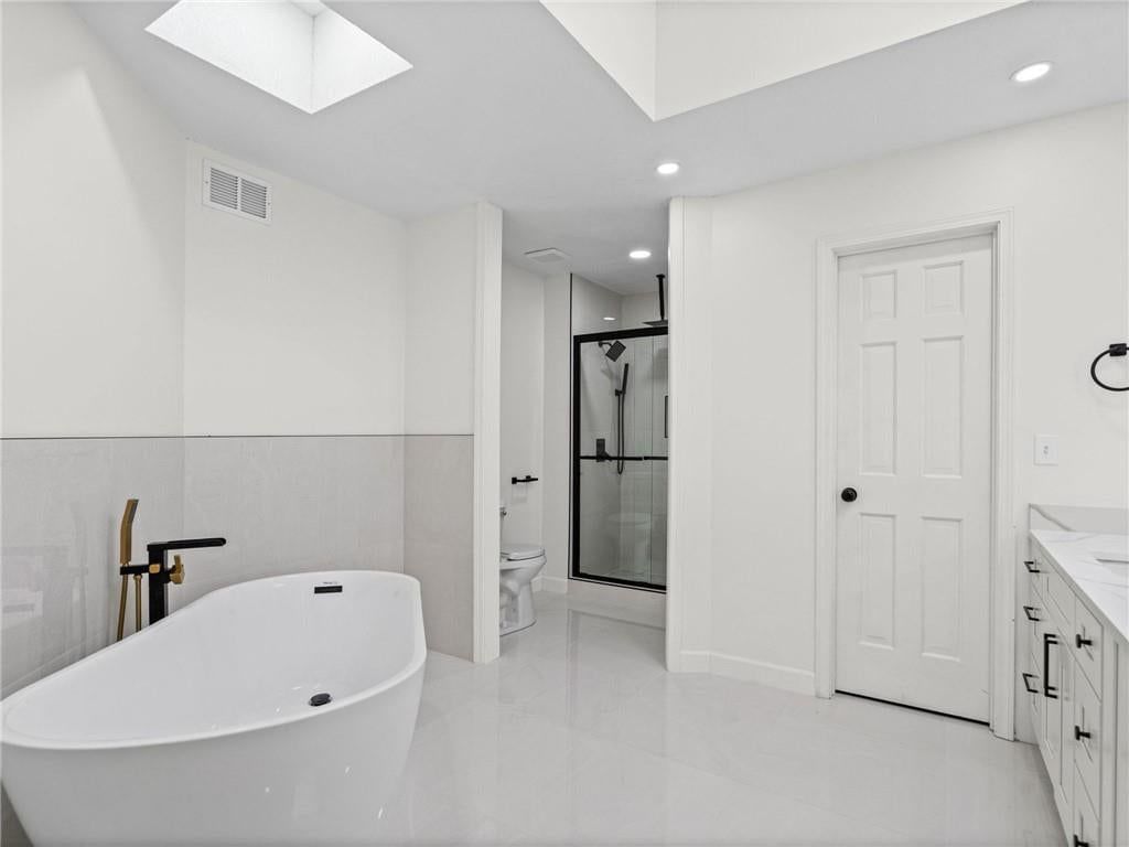 Photo 26: freestanding tub, 8206 Alden Street, Lenexa, KS 66215