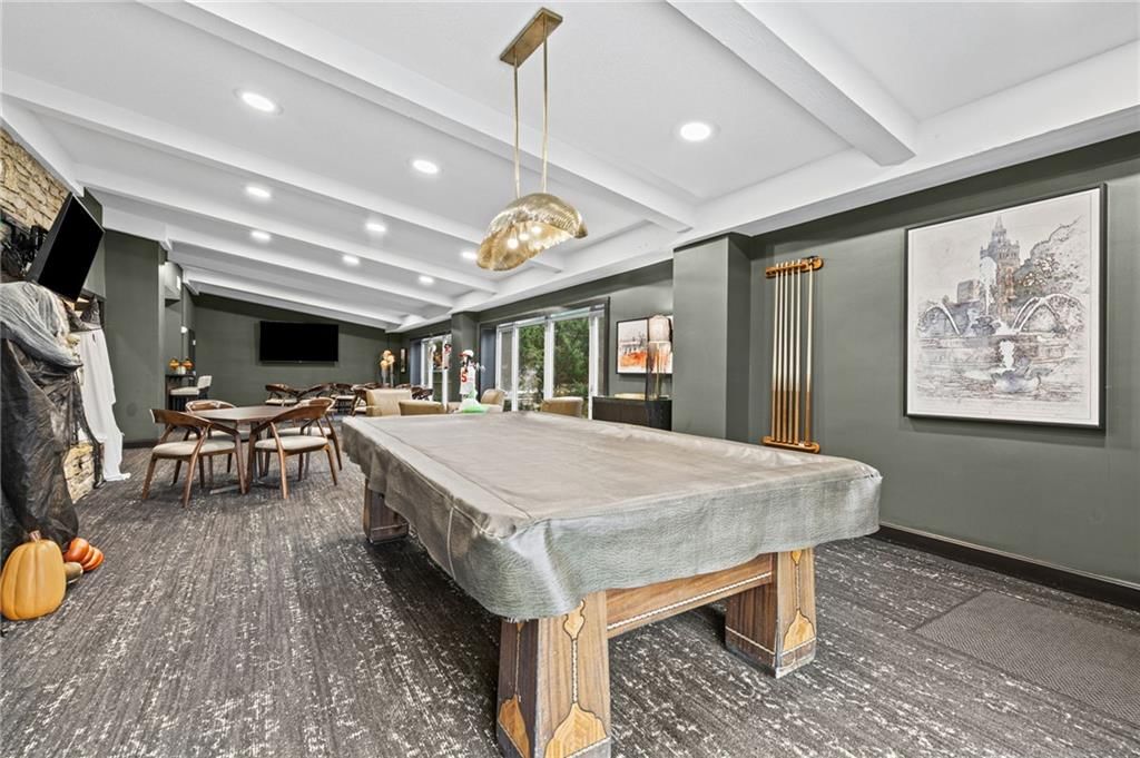 Photo 36 of 38 - 4545 Wornall Road #1109, Kansas City, MO 64111