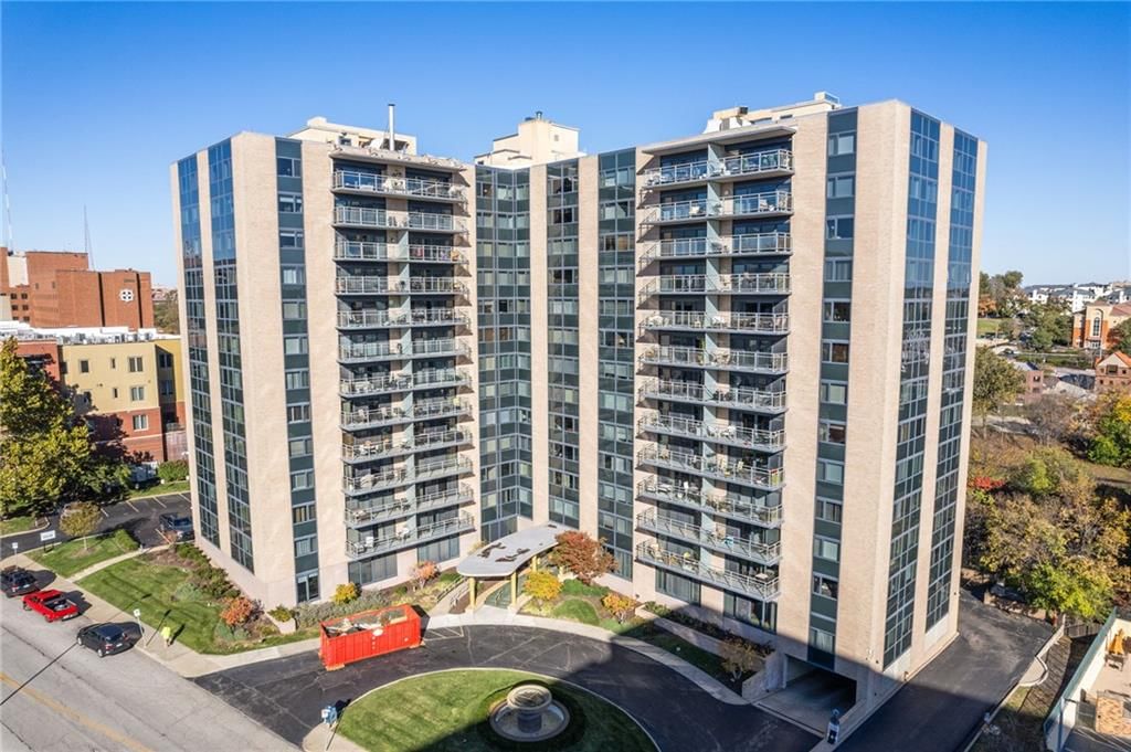 4545 Wornall Road, Kansas City, MO