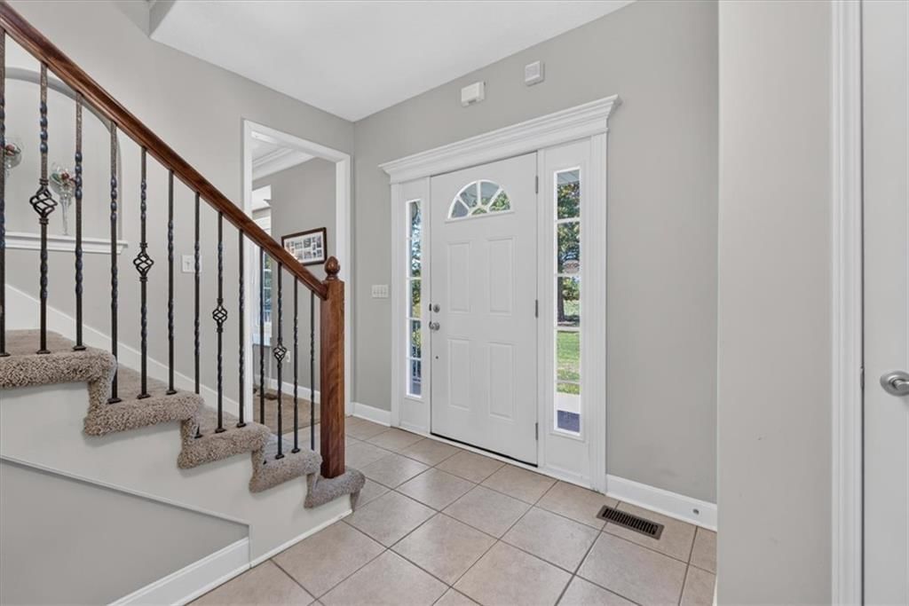 Photo 7 of 62, 35559 Metcalf Road, Louisburg, KS 66053
