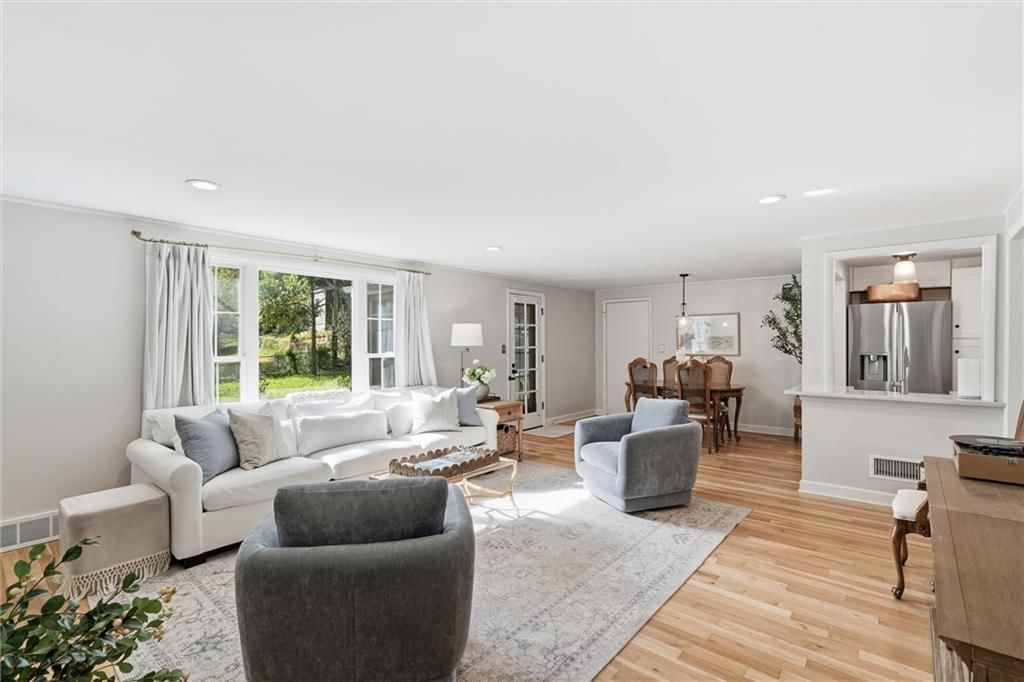 Photo 4: open floor plan, 4717 W 77th Place, Prairie Village, KS 66208