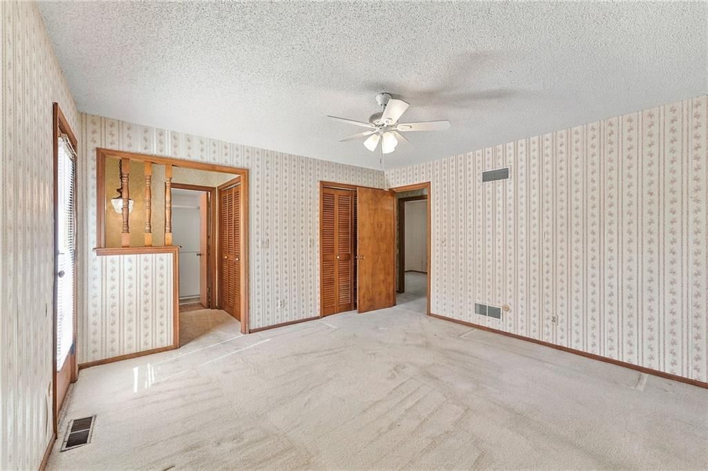 Photo 21 of 47 - 5905 E 210th Street, Belton, MO 64012
