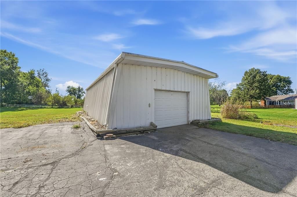 Photo 39 of 47 - 5905 E 210th Street, Belton, MO 64012