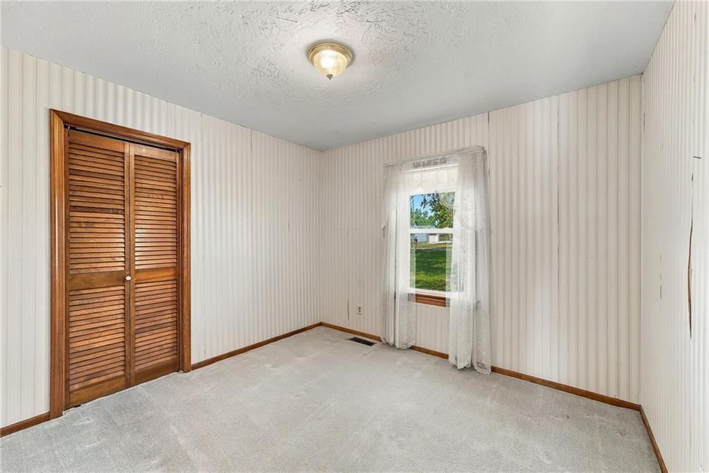 Photo 25 of 47 - 5905 E 210th Street, Belton, MO 64012