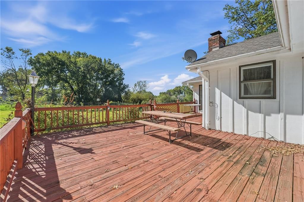 Deck at 5905 E 210th Street, Belton, MO 64012