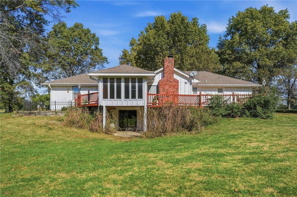 Photo 33 of 47 - 5905 E 210th Street, Belton, MO 64012