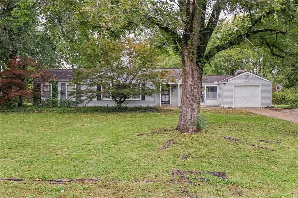 8932 E 66th Street, Raytown, MO