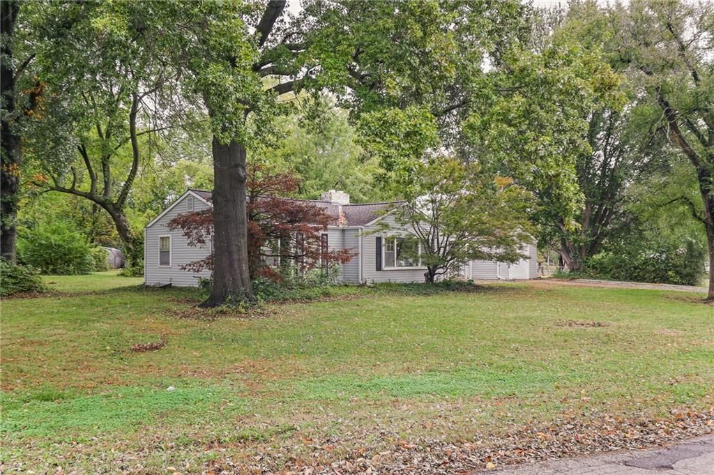 Photo 27 of 27 - 8932 E 66th Street, Raytown, MO 64133