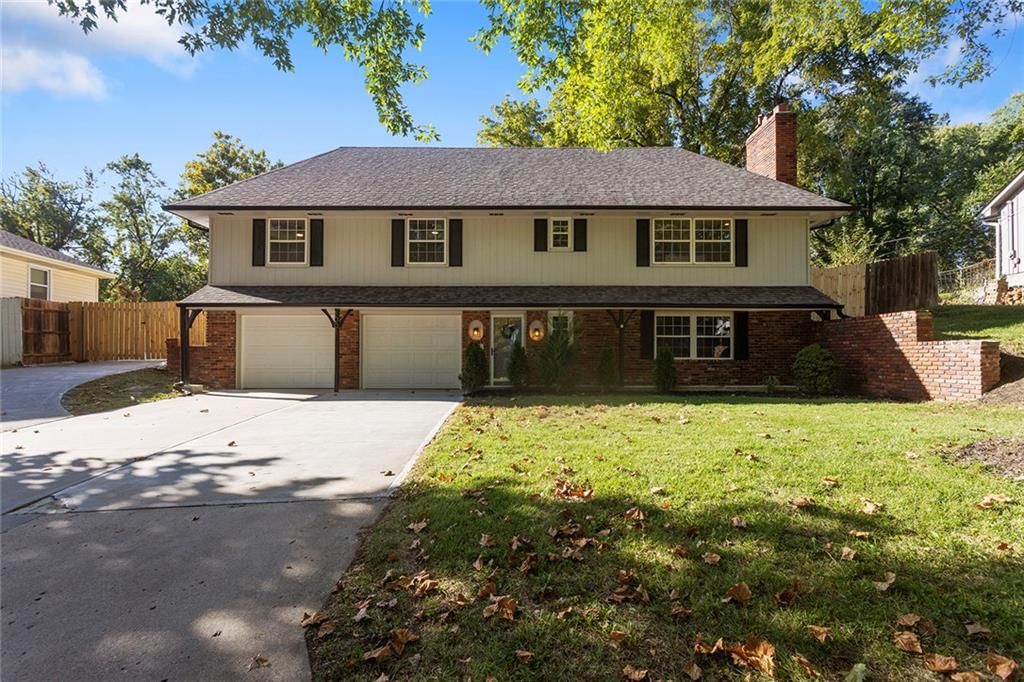 1001 NE 46th Terrace, Kansas City, MO: listing photo 2