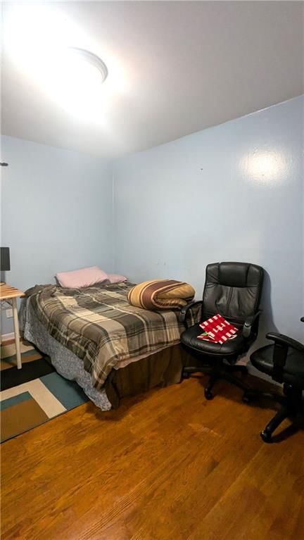Photo 19 of 34 - 8507 Spring Valley Road, Raytown, MO 64138