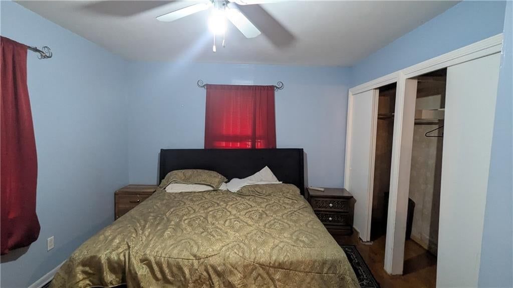 Photo 24 of 34 - 8507 Spring Valley Road, Raytown, MO 64138