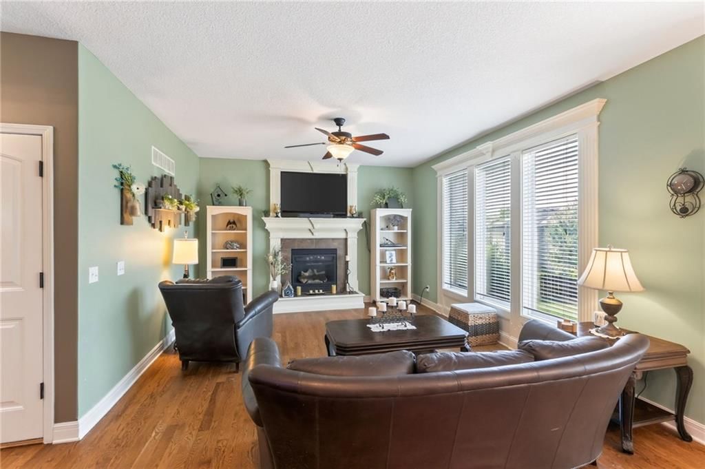 Fireplace at 406 Buck Court, Kearney, MO 64060