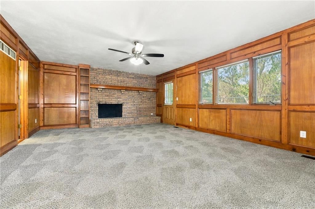 17422 W 70th Street, Shawnee, KS