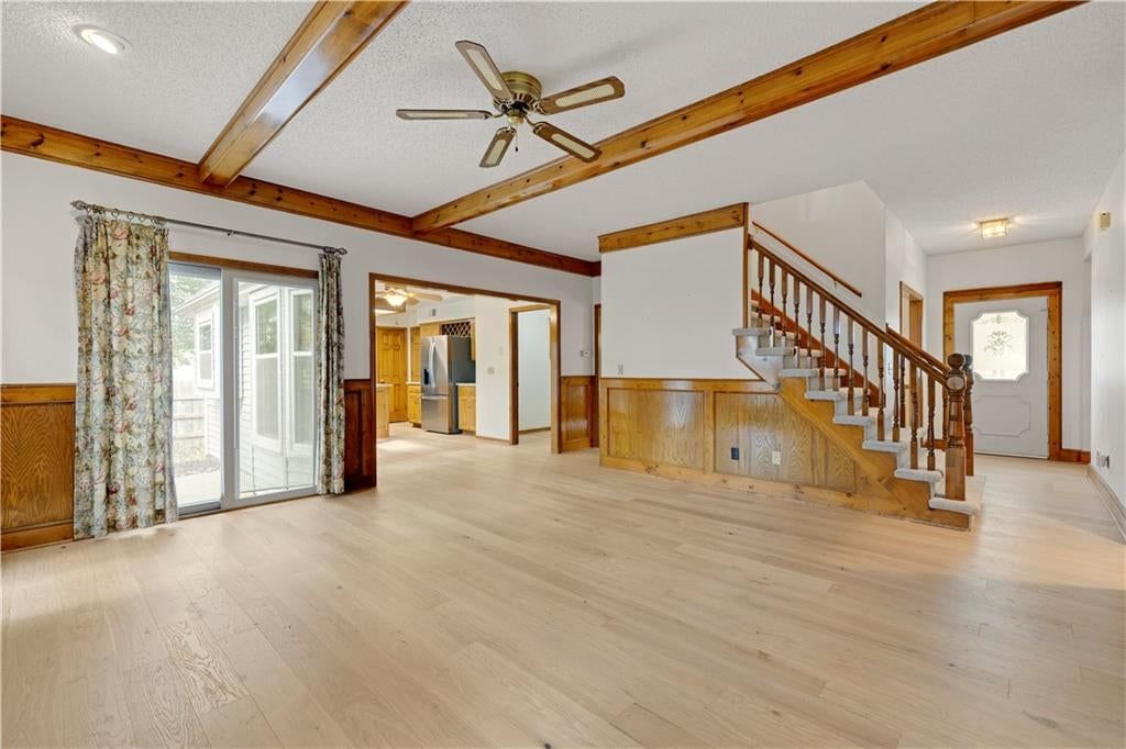 Photo 11 of 48 - 15221 W 84th Terrace, Lenexa, KS 66219