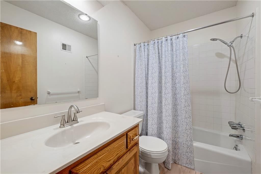 Photo 33 of 48 - 15221 W 84th Terrace, Lenexa, KS 66219