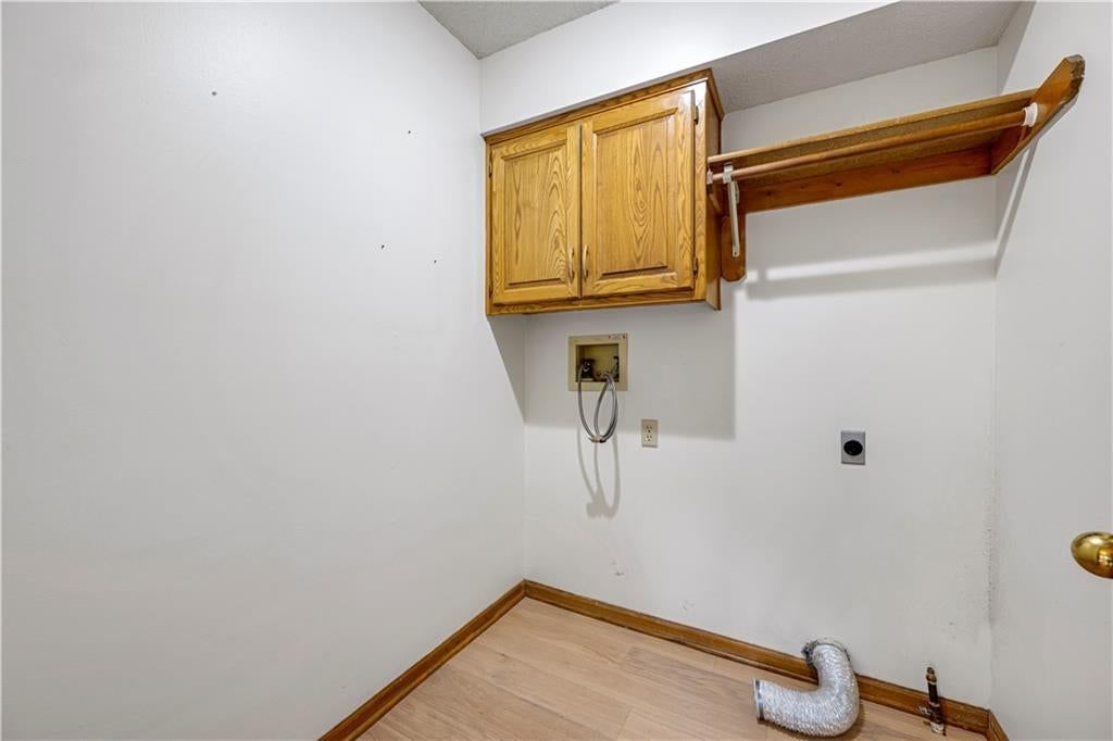 Photo 12 of 48 - 15221 W 84th Terrace, Lenexa, KS 66219