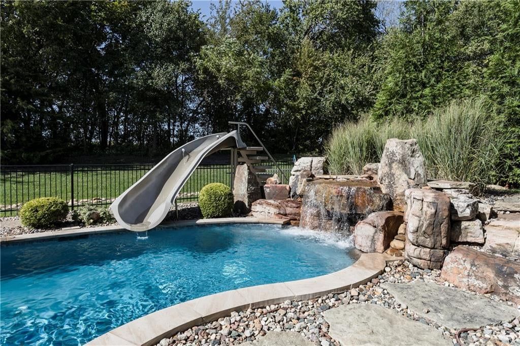 Photo 40 of 49 - 12720 W 161st Street, Overland Park, KS 66221