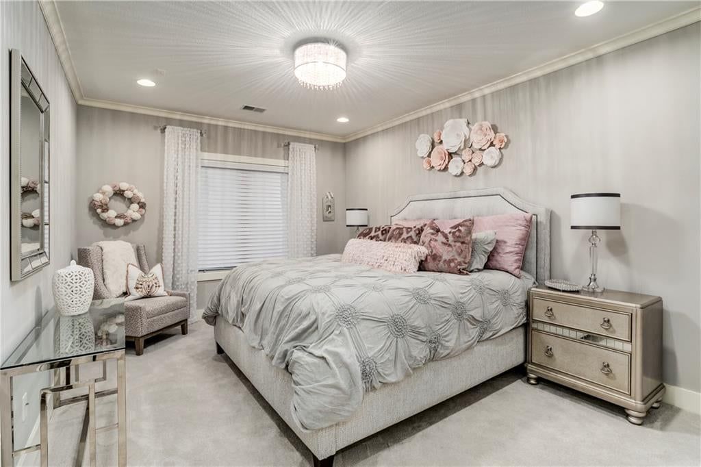 Photo 31 of 49 - 12720 W 161st Street, Overland Park, KS 66221