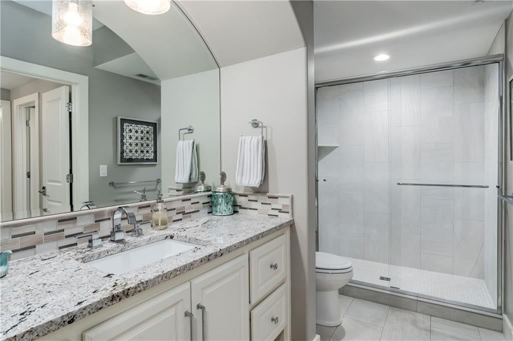 Photo 34 of 49 - 12720 W 161st Street, Overland Park, KS 66221
