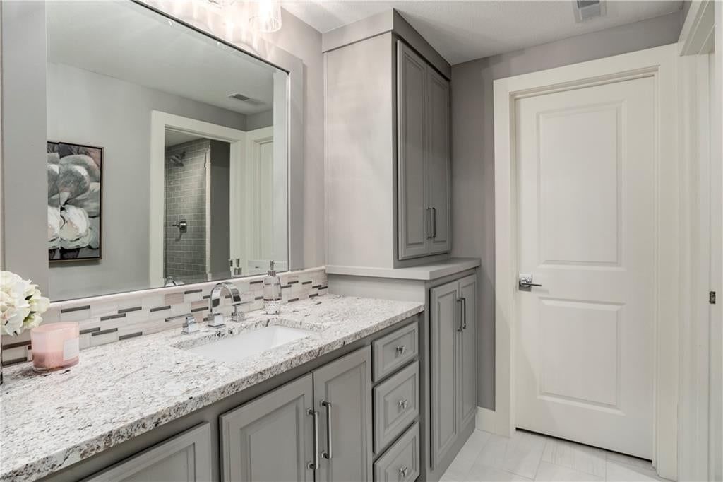 Photo 37 of 49 - 12720 W 161st Street, Overland Park, KS 66221