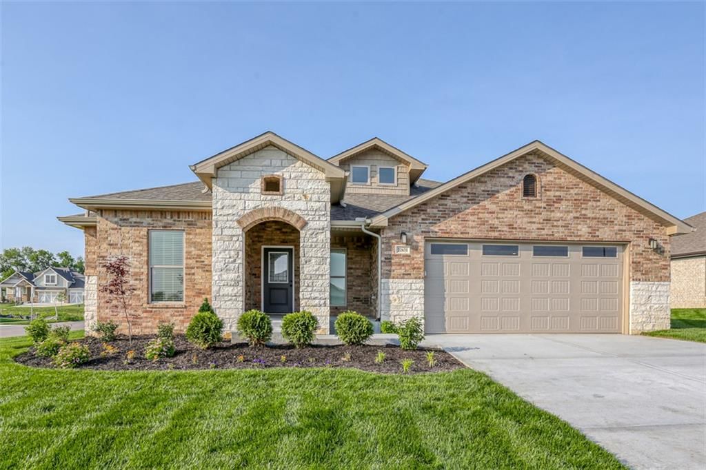18989 W 170th Place, Olathe, KS