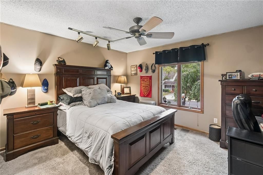 Photo 16 of 25 - 7314 N olive Street, Kansas City, MO 64118