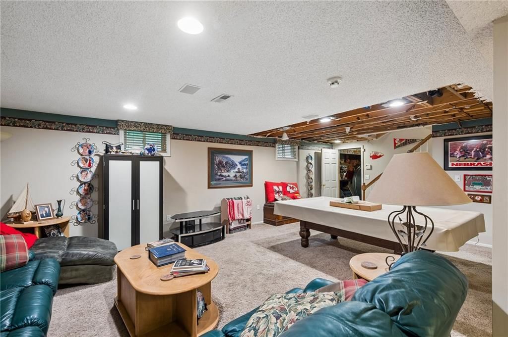 Photo 22 of 25 - 7314 N olive Street, Kansas City, MO 64118