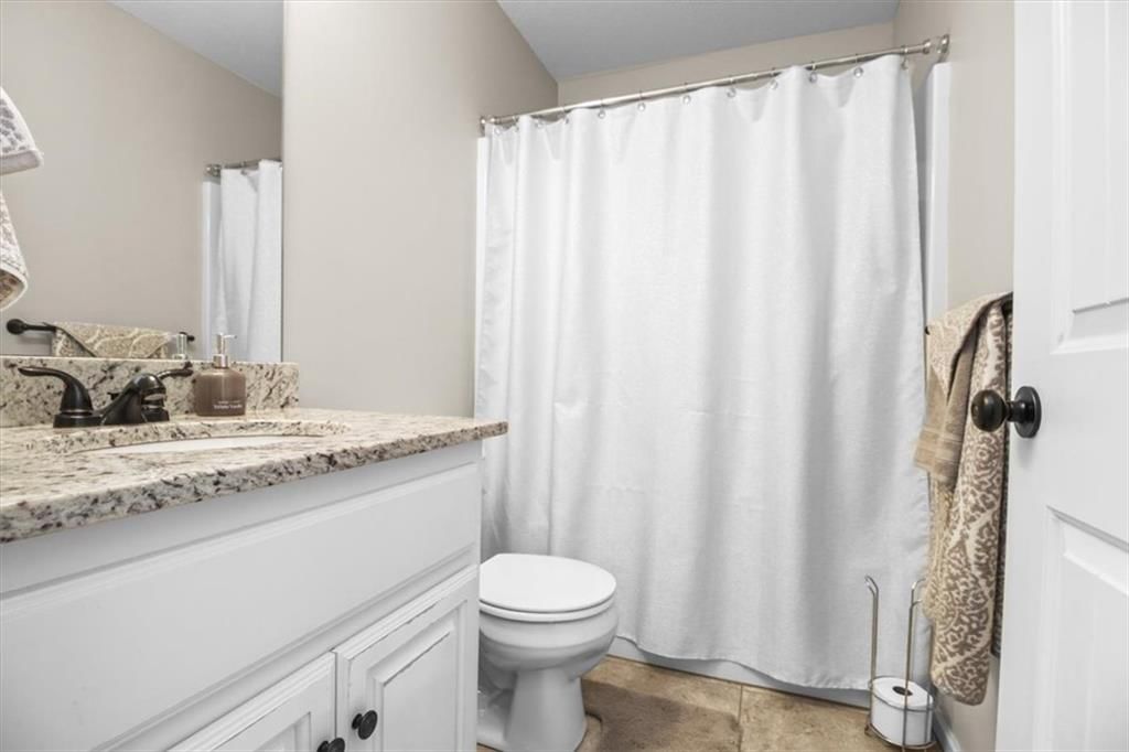 Photo 17 of 30 - 1252 NW High View Drive, Grain Valley, MO 64029