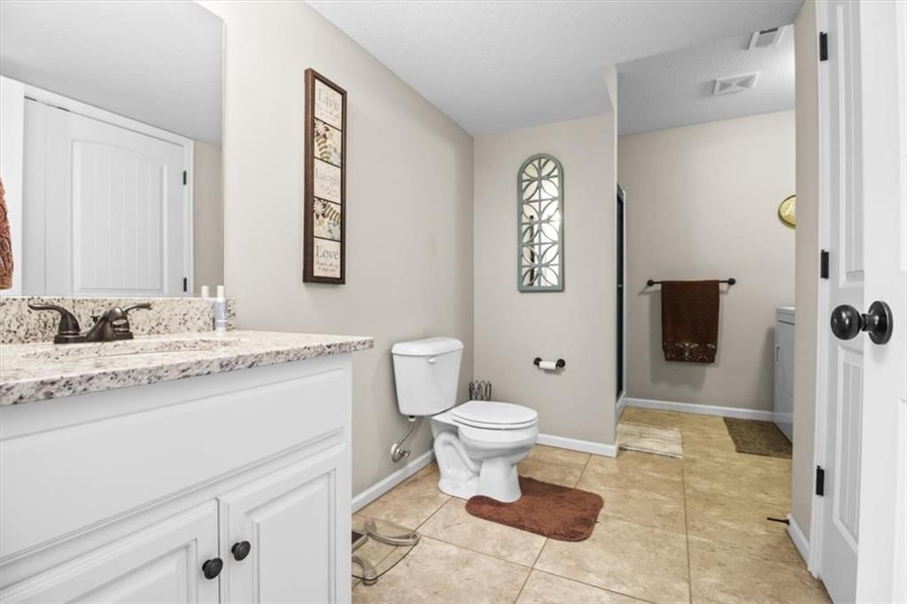 Photo 22 of 30 - 1252 NW High View Drive, Grain Valley, MO 64029