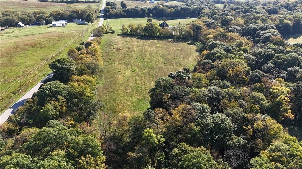 H Highway, Weston, MO: listing photo 3
