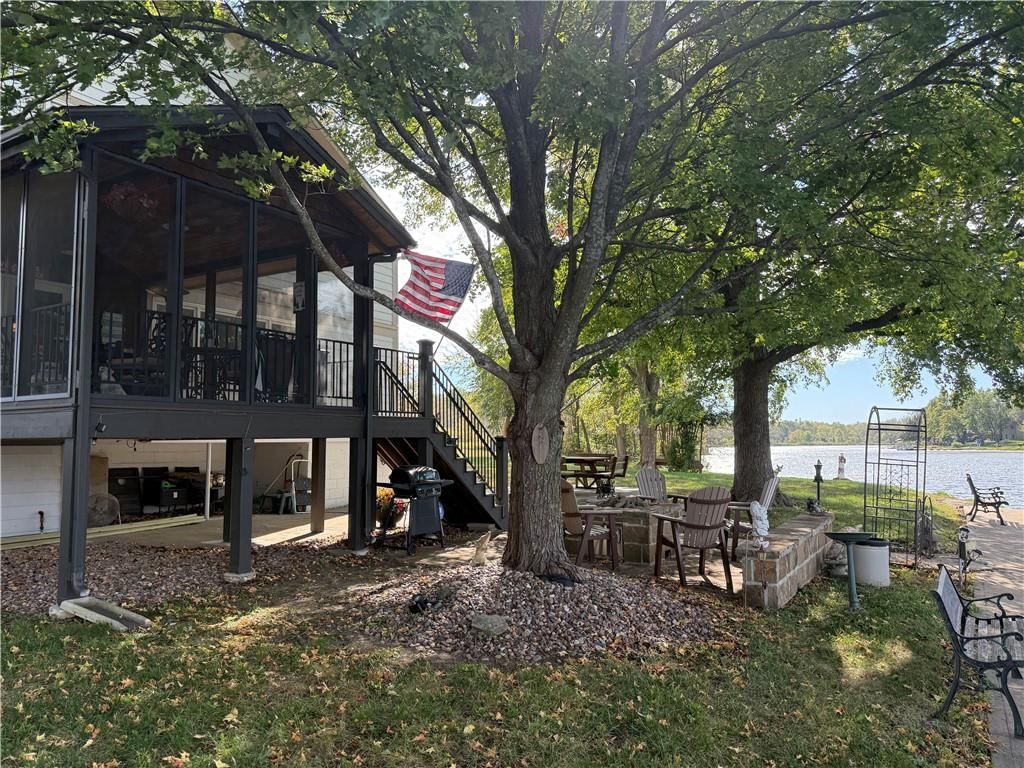 Photo 8 of 13 - 15836 Gardner East Road, Gardner, KS 66030