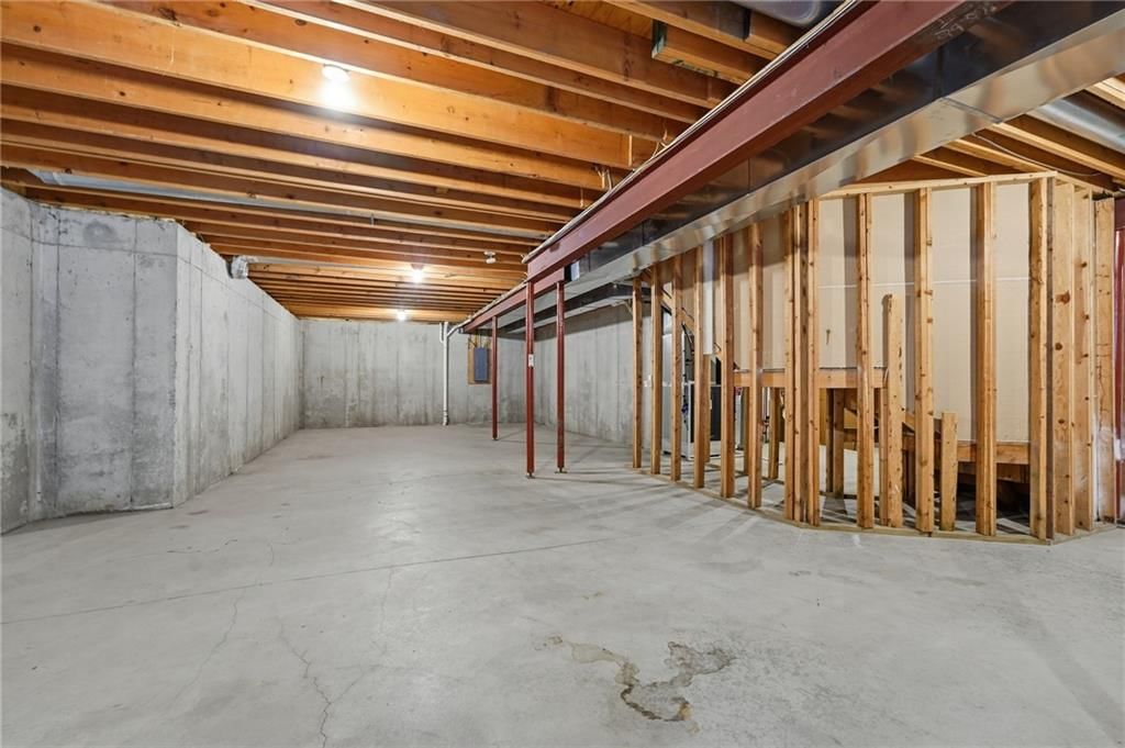 Photo 36 of 50 - 10303 N Dallas Avenue, Kansas City, MO 64154