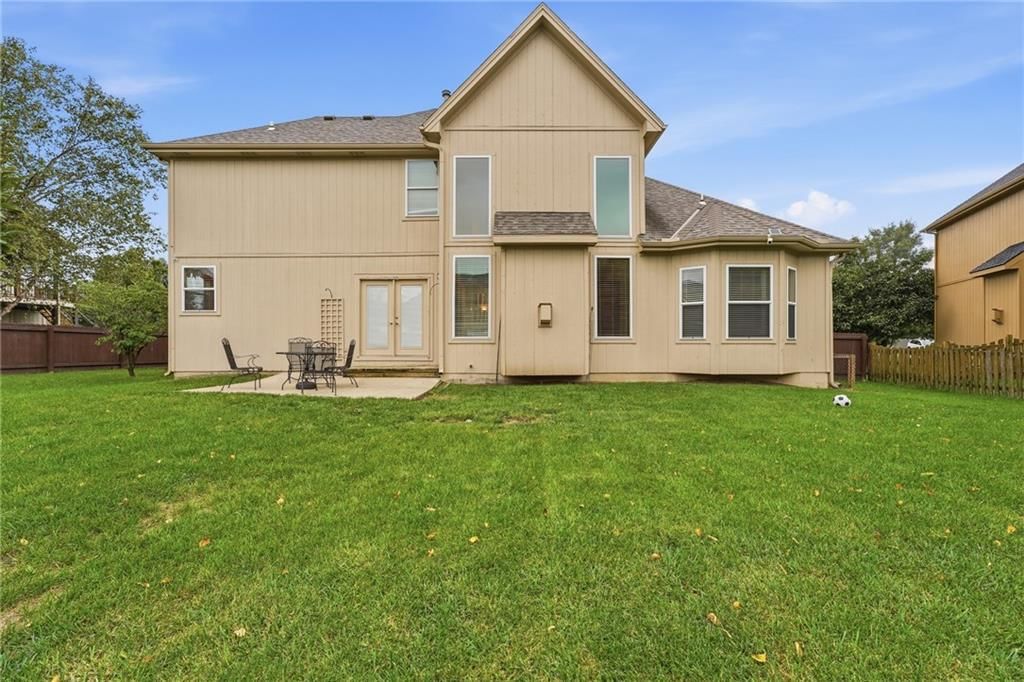 Photo 39 of 50 - 10303 N Dallas Avenue, Kansas City, MO 64154