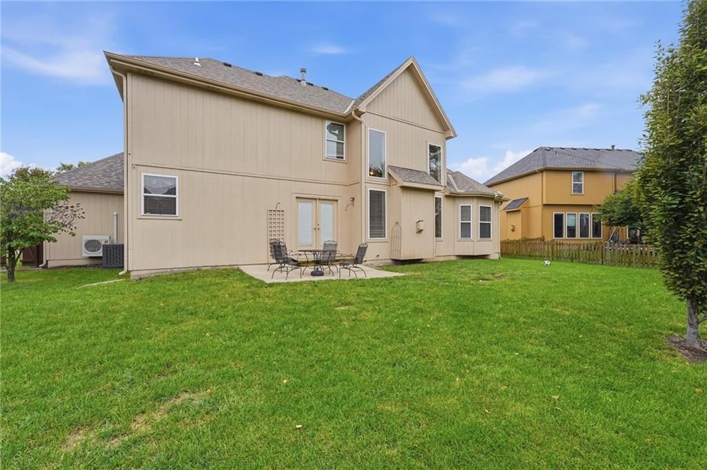 Photo 41 of 50 - 10303 N Dallas Avenue, Kansas City, MO 64154
