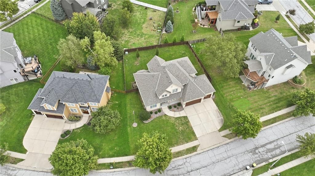 Photo 46 of 50 - 10303 N Dallas Avenue, Kansas City, MO 64154