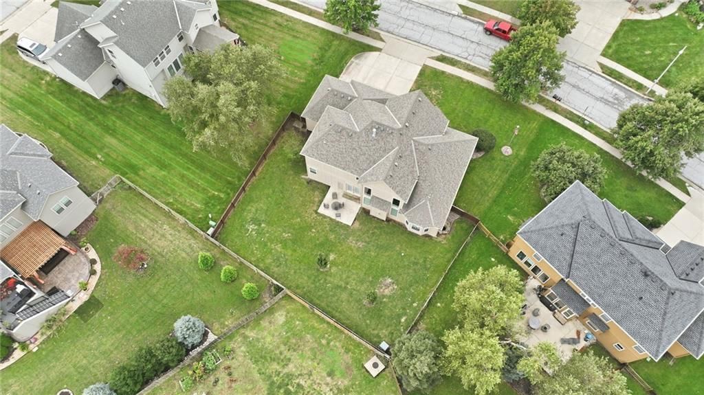 Photo 50 of 50 - 10303 N Dallas Avenue, Kansas City, MO 64154