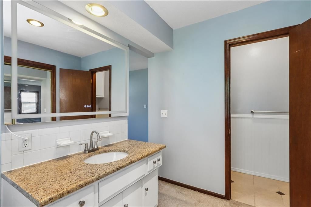Photo 21 of 25 - 9532 Benson Street, Overland Park, KS 66212