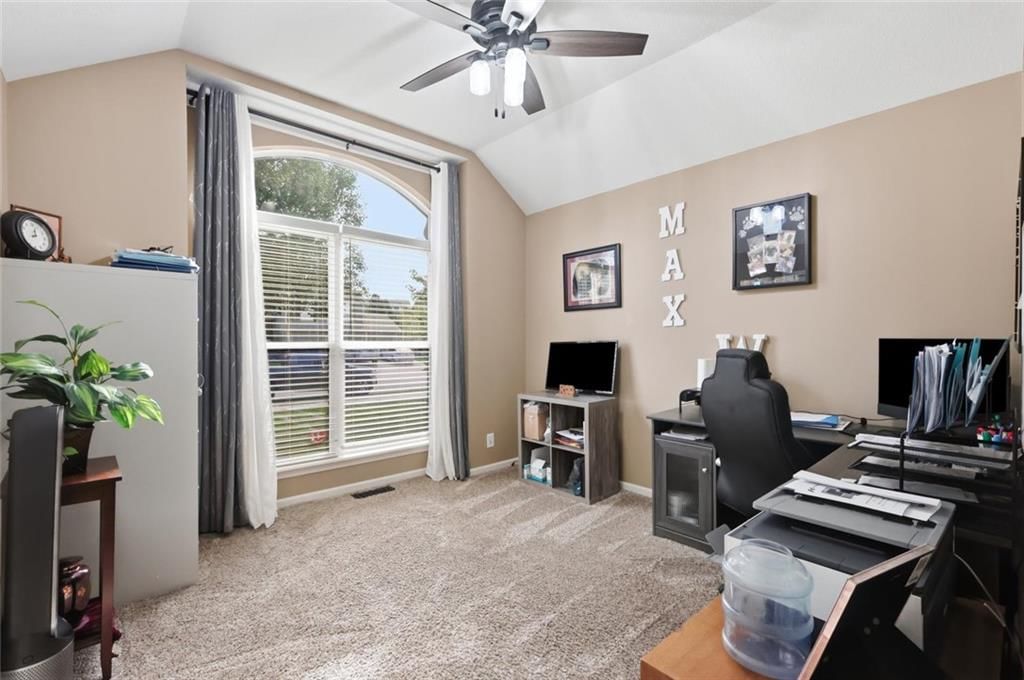 Home office at 11226 N Belleview Avenue, Kansas City, MO 64155