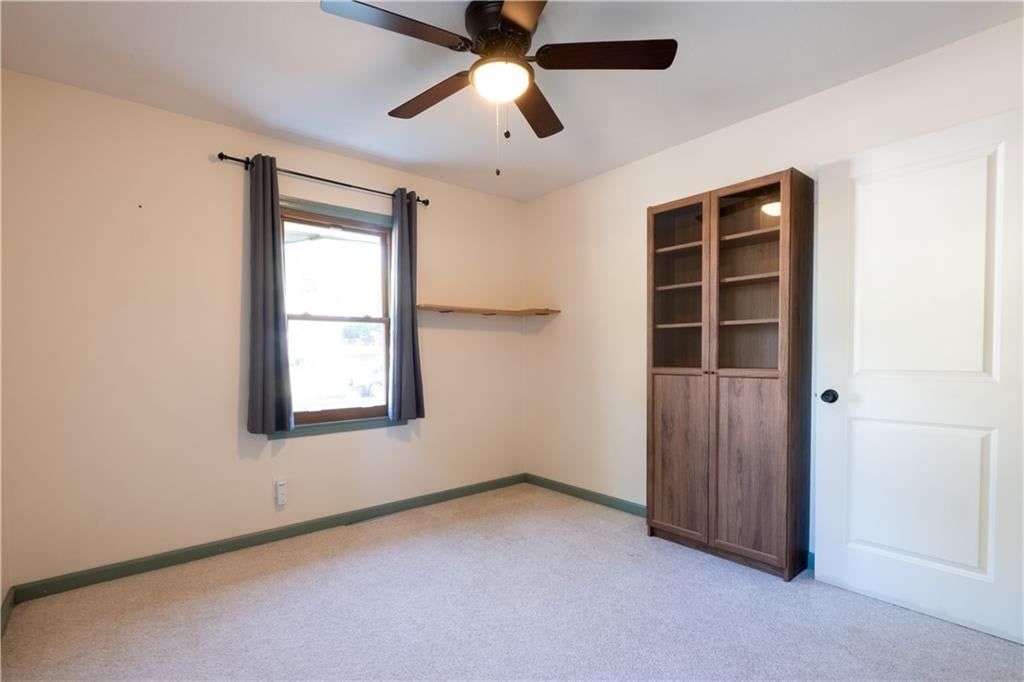 Photo 9 of 24 - 1152 NE 84th Terrace, Kansas City, MO 64155