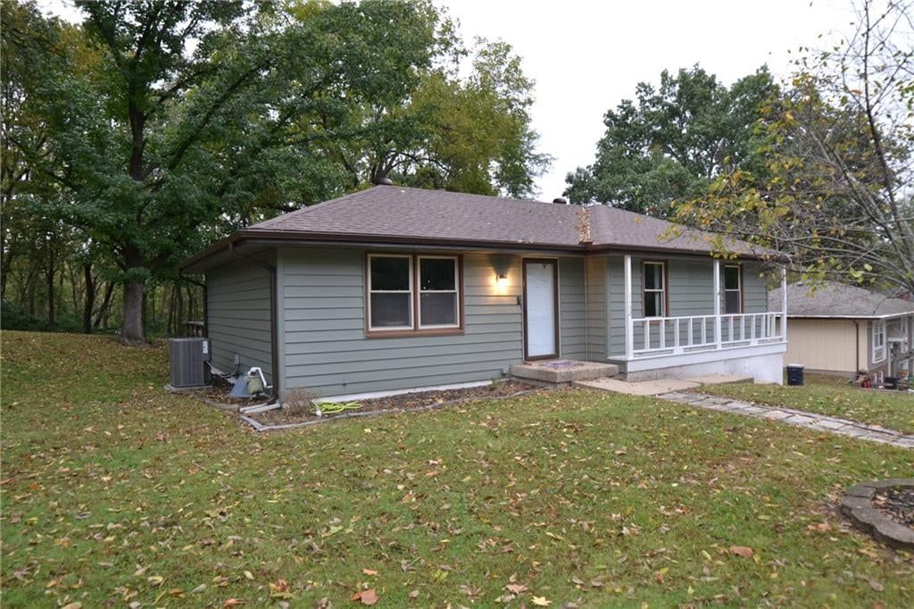 Photo 23 of 24 - 1152 NE 84th Terrace, Kansas City, MO 64155