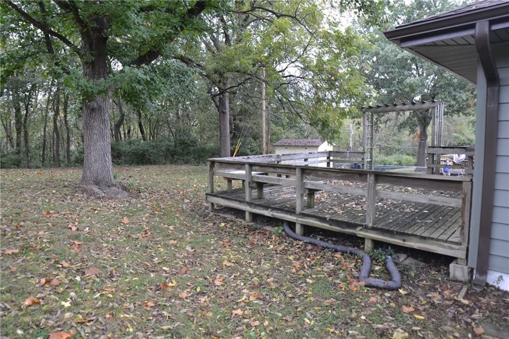 Photo 16 of 24 - 1152 NE 84th Terrace, Kansas City, MO 64155